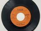 DEE DEE WARWICK Don't Think My Baby's Coming / Standing By on TIGER 