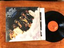THE ISLEY BROTHERS The Heat Is On LP Original 1975 T-Neck PZ 33536 soul funk vin