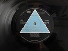 PINK FLOYD - THE DARK SIDE OF THE MOON - UK - 1st - MINT - COMPLETE - BOOK