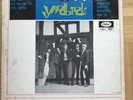 Yardbirds having a rave up with ... LP Canada Capitol T 6166 Mono 