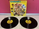 Disco doble de vinilo RAMONES MANIA. 2 LPs Año 1988.