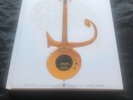 ( not a Lp ) PRINCE  : BOOK PAISLEY PARK ARCHIVES : GUITAR  - MINT CONDITION