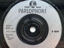 THE BEATLES  I WANT TO HOLD YOUR HAND   45 1990  U.K.  SILVER  LABEL PRESSING