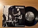 THE SPECIALS,  Ghost Town ... original 'paper label' 2Tone 7