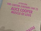 Alice Cooper RARE Muscle of Love First press Lp with inserts
