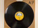 AFRICAN   78 RPM SHELLAC RECORD   KORA? INSTRUMENTAL VOCAL   LISTEN   A7