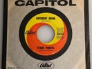 Stone Poneys / Linda Ronstadt  / Different Drum / 1975 45rpm / NM