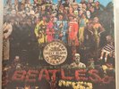 THE BEATLES – SGT. PEPPER'S LONELY HEARTS CLUB BAND - VINYL LP VG+ - 9