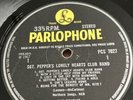 The BEATLES - SGT PEPPERS LONELY HEARTS 1967 1st press VINYL LP PMC 7027 637/638