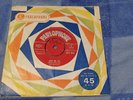 THE BEATLES - LOVE ME DO PARLOPHONE R4949 UK 1ST 1962 ZT1/1N RED LABEL  VG+/EX