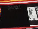 AC/DC - Back in Black. Struktur-Cover+OIS. D/80. Cover: EX. Record: EX. OIS: EX.