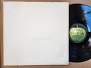 THE BEATLES WHITE ALBUM - LOW NUMBER A 00930 with pictures - 2 LP's near mint