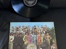 THE BEATLES: Sgt Peppers LHCB. 1st Press Mono. Vinyl VG++. No cut-out. Pls Read.