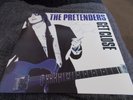 RARE SIGNED  THE PRETENDERS - GET CLOSE - LP  SIGNED ON FRONT BY CHRISSIE HYNDE