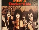 KISS 