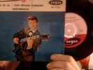 JOHNNY HALLYDAY - 24.000 Baisers (45T EP) avec CENTREUR + Languette EPL 7 834