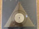 St. Vincent - Digital Witness / Birth In Reverse Gold Triangle Vinyl Single RARE
