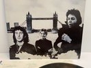 Wings - London Town SW - 11777 12