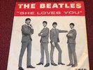 ORIGINAL 1964 BEATLES SHE LOVES YOU 45 RPM VINYL RECORD WITH PICTURE SLEEVE
