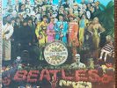 THE BEATLES Sgt Pepper's lonely hearts club Parlophone PMC 7027 red inner+ inser