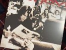 BON JOVI - Cross Road (2019) 2 X Vinyl, LP Walmart - Red Vinyl - open