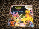 The Muppet Alphabet Carry About   Record and book set  1971 45 RPM Sesame Street
