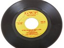 Crossover Northern Soul 45  Hesitations  Is This The Way To Treat A  Girl Listen