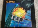 Def Leppard - Pyromania vinyl record 1983 - MINT