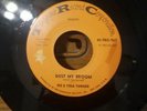Ike And Tina Turner Funk Soul 45 Dust My Broom bw Im Hooked on TRC EX