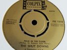 The Shut Downs  -  Four In The Floor  (  UK Colpix  )  - 60's Surf / Rock  45