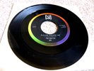 EX  BEATLES - VEE JAY (VJ581) PLEASE, PLEASE ME / FROM ME TO YOU Rainbow label