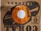 Rare 45 Record -The Modernaires - Harry Babbitt Shanghai -Never Again on Coral