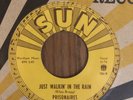 PRISONAIRES - JUST WALKIN' IN THE RAIN/BABY PLEASE, SUN 186, 45 RPM,2013, NEW