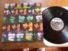 1990 LP CHANGE OF SEASON BY DARYL HALL AND JOHN OATES- CAT. NO.210548