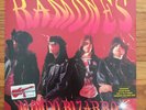 THE RAMONES - MONDO BIZARRO LP - PROMO COPY  - 1992 Radioactive w/ Booklet
