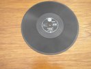 78  RPM RECORD    ELVIS PRESLEY  .... JAILHOUSE  ROCK ,HEARTBRAKE HOTEL , GREAT