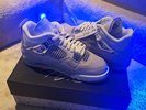 Air Jordan 4 Retro Frozen Moments UK 4.5/ US 7/EU 38