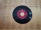 1950s EXCELLENT Lulu Belle And Scotty – I'm No Communist/TIED DOWN 6400 45