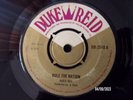 HUGH ROY -  RULE THE NATION   (DJ ROCKSTEADY)   45