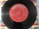 The Beatles - She Loves You - Parlophone RED R 5055 - 1963 - EX Norway Issue VG