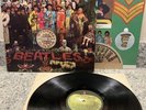 The Beatles – Sgt. Pepper's Lonely Hearts Club Band ; 1973 LP  (vinyl is ex)