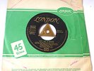 Rare Mint Records   JULIE LONDON: Cry Me A River London DL 20 109,  mint, Tri