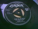 ROCK N ROLL JOHNNY CASH 'HOME OF THE BLUES/ GIVE MY LOVE 'LONDON 45HLS8514 NR M