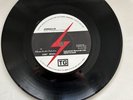 THROBBING GRISTLE - Adrenalin  / Distant Dreams Pt2  - Industrial IR0015  1980