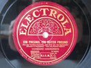 78rpm COMEDIAN HARMONISTS - EIN FREUND EIN GUTER FREUND   Schellackplatte