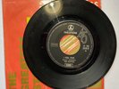 The Beatles, I Feel Fine / Kansas City vinyl 45 (Italy, Parlophone, 1976)