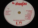 THE STRANGLERS - NO MORE HEROES - SOLID CENTRE - PUNK - 1977 - EXCELLENT