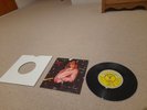 Kirsty MacColl - They Don't Know (1979) 7