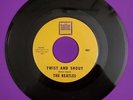 THE BEATLES US 45 Tollie 9001 TWIST & SHOUT / THERE'S A PLACE 9001.05E