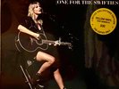TAYLOR SWIFT LIVE LP  ONE FOR THE SWIFTIES 30/200
